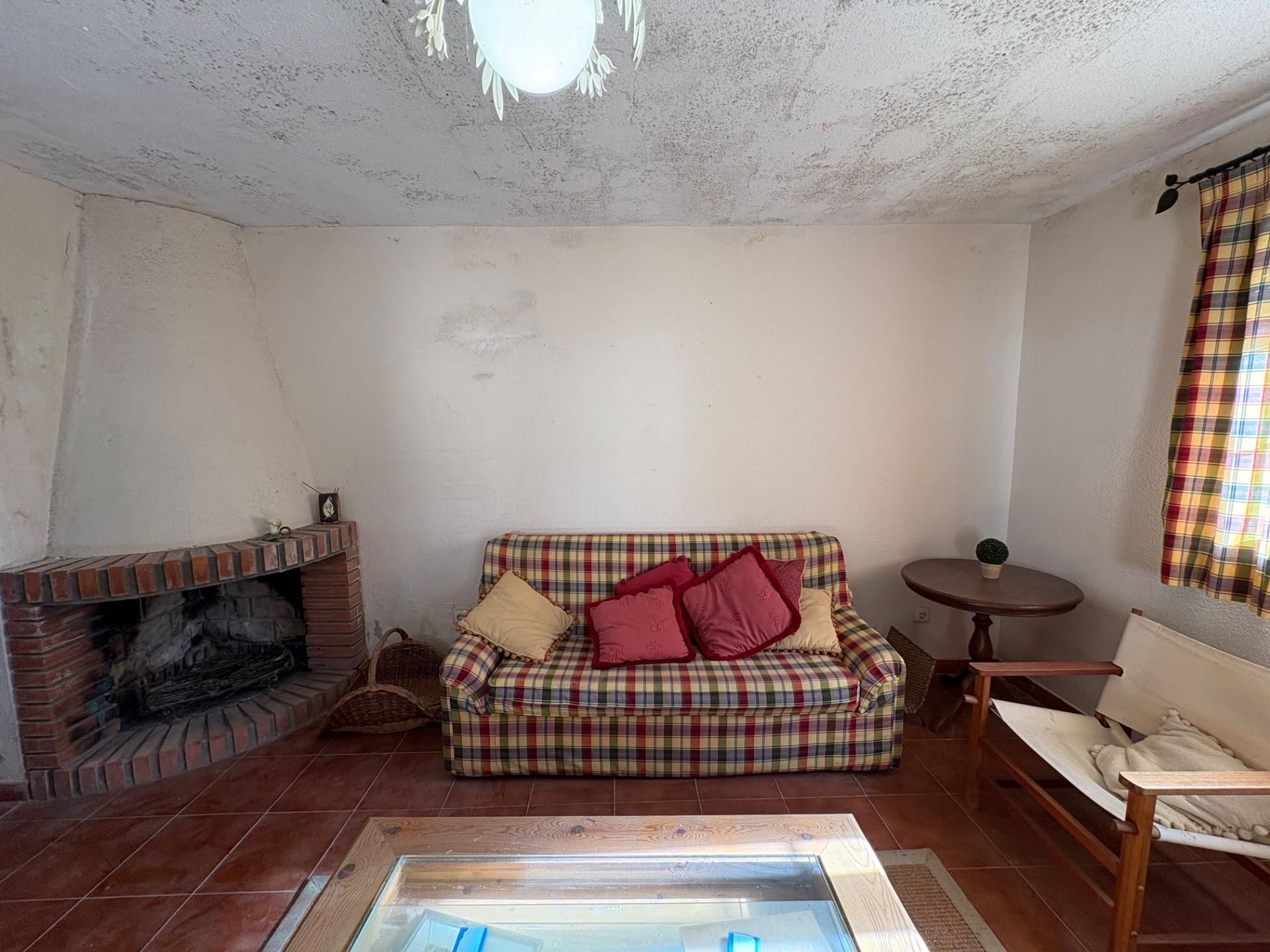 Living room of House or chalet for sale in Fuentenovilla  with Heating, Private garden and Swimming Pool