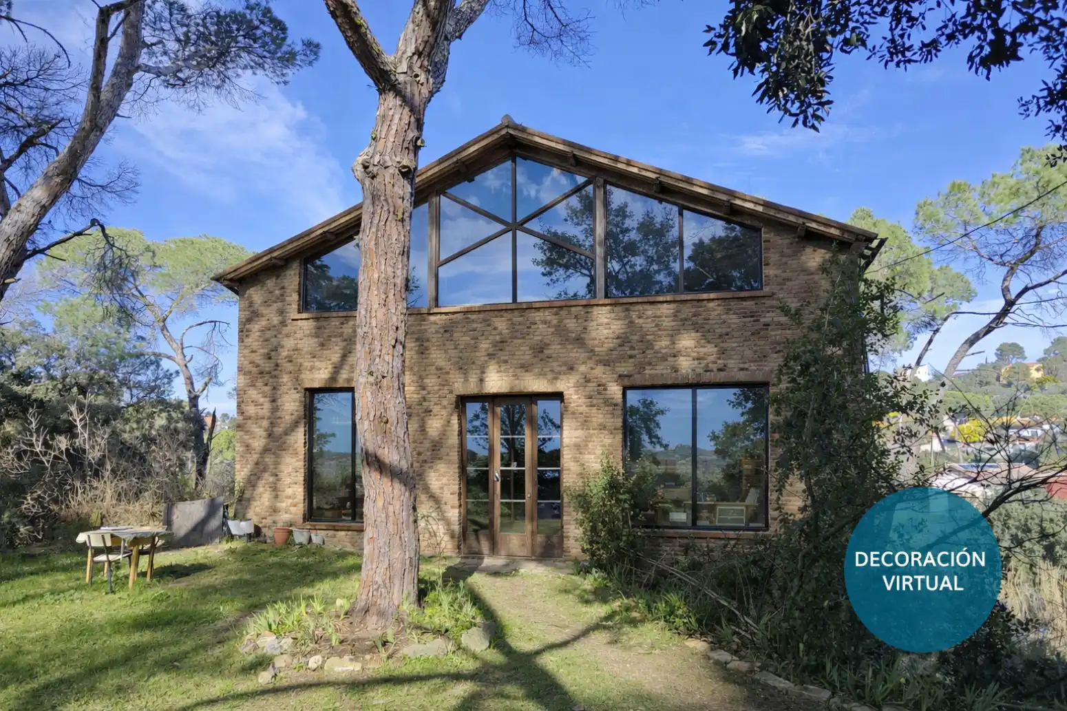 Vista exterior de Casa o chalet en venta en Sant Cugat del Vallès con Jardín privado