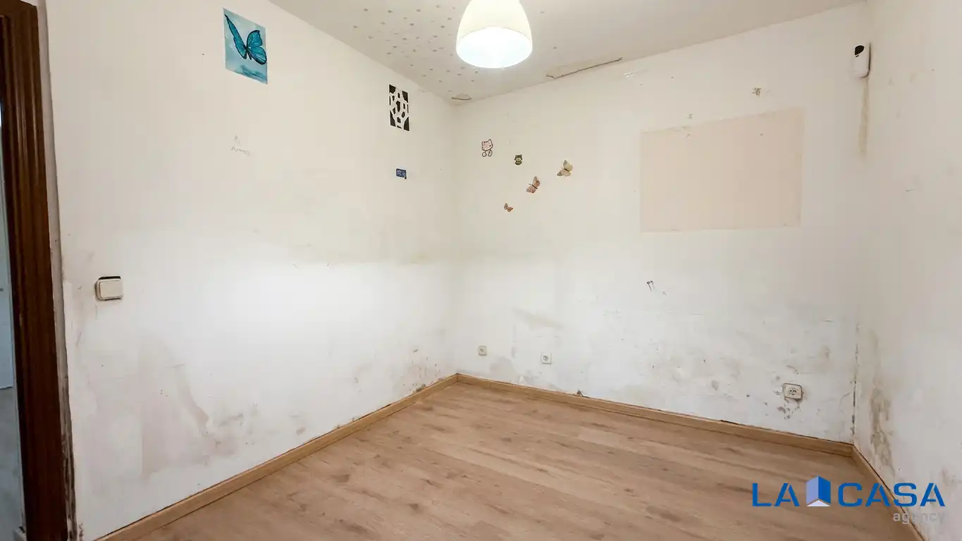 Ground floor for sale in Madrid