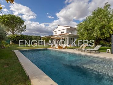 Casa en venta en Valencina de la Concepción