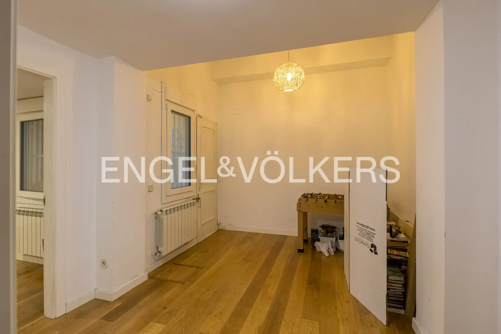Haus oder Chalet zum Verkauf in Madrid mit Klimaanlage, Heizung und Privatgarten