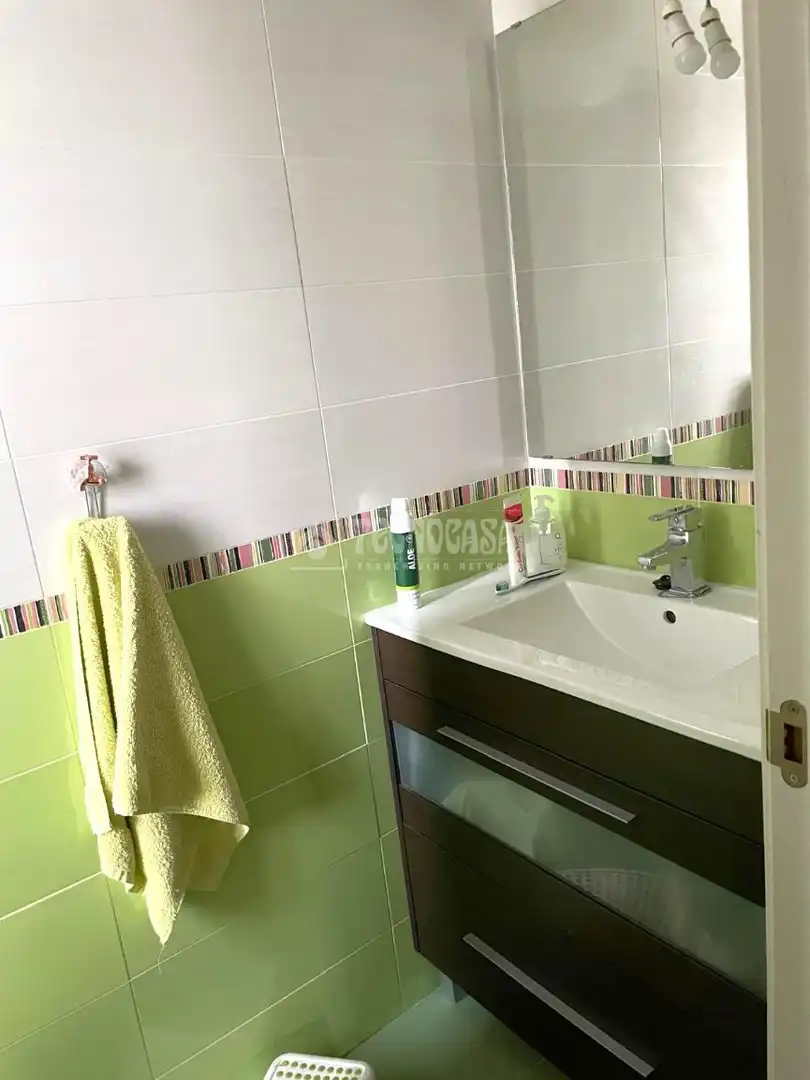 Bany de Pis en venda en Oropesa