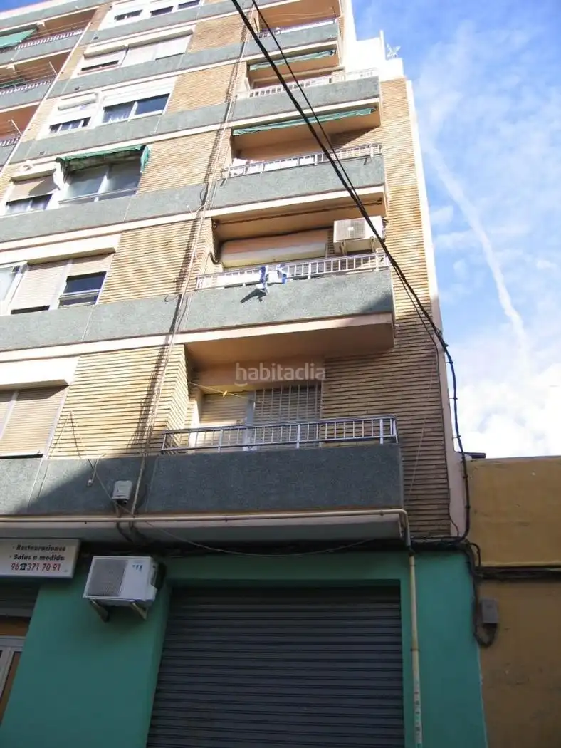 Reihenhaus zum Verkauf in Carrer del Comte d'Almenara 3, imagen 3
