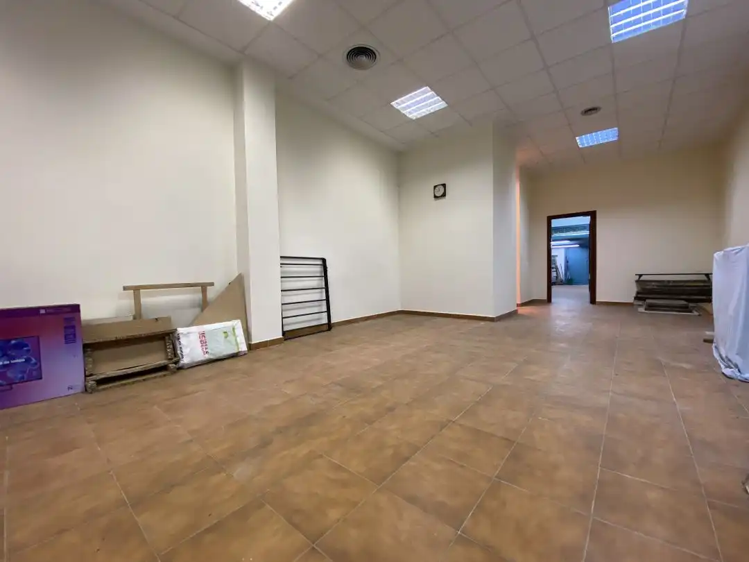 Local comercial en venta en Zubiaurre Kalea, imagen 2