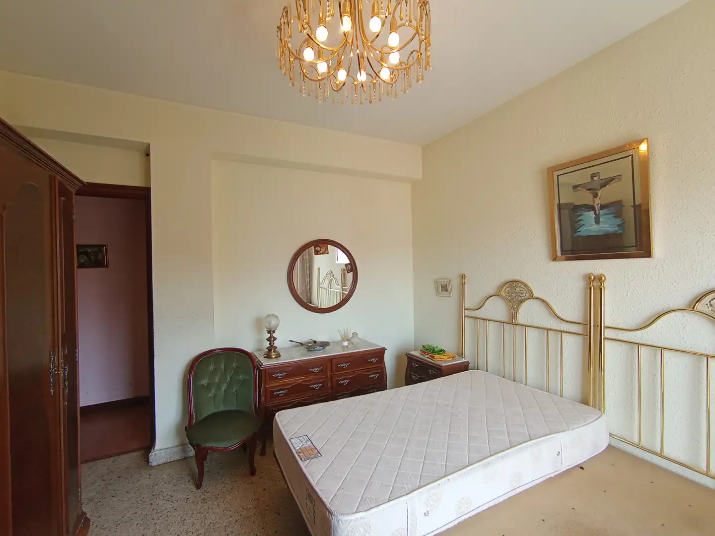 Habitación de Piso en venta en  Logroño con Calefacción, Trastero y Amueblado
