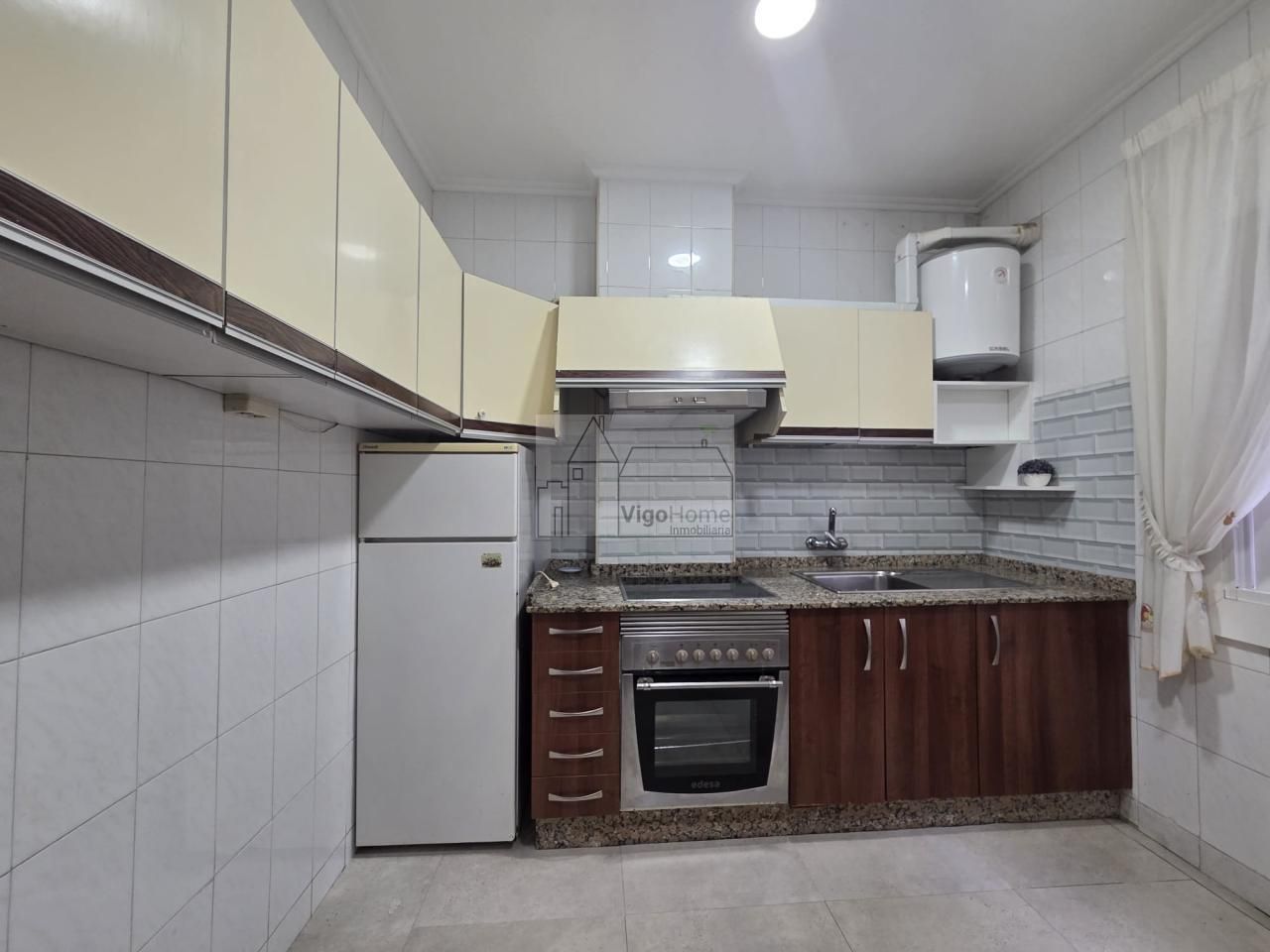 Pis en venda a CANADELO ALTO, Fátima, Centro Urbano