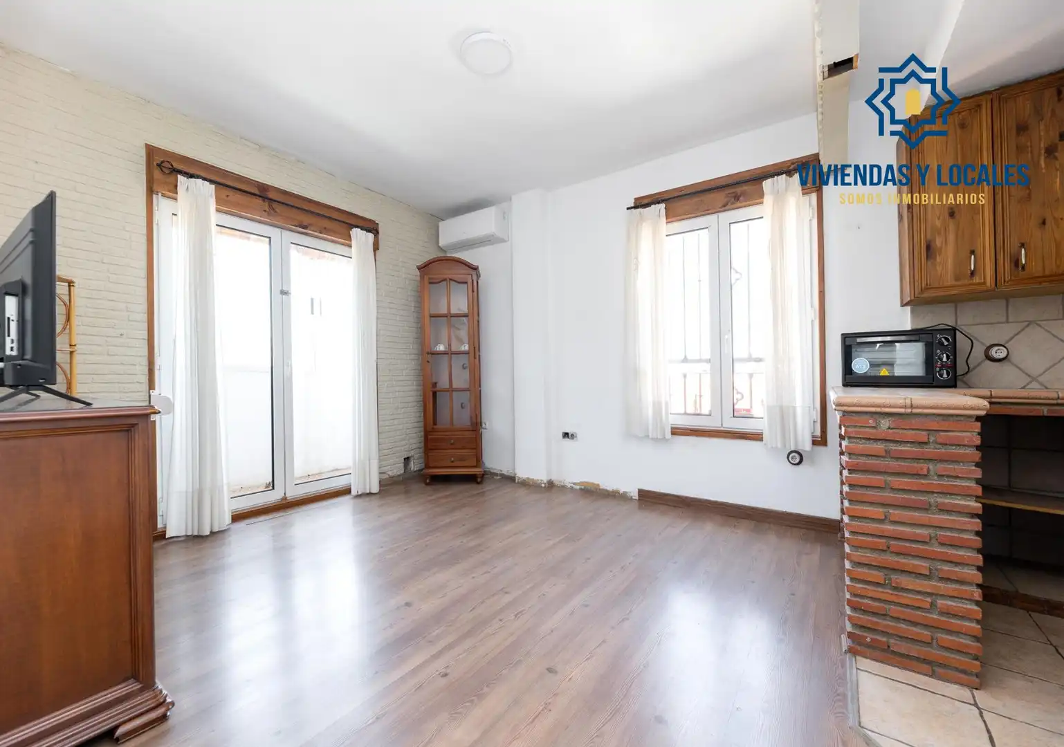 Sala de estar de Piso en venta en Cenes de la Vega con Trastero y Balcón