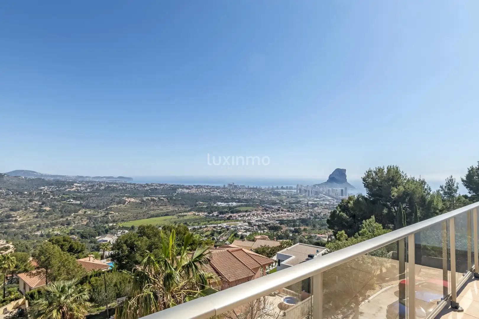 Casa pareada con piscina en venta en Oltamar - Cucarres