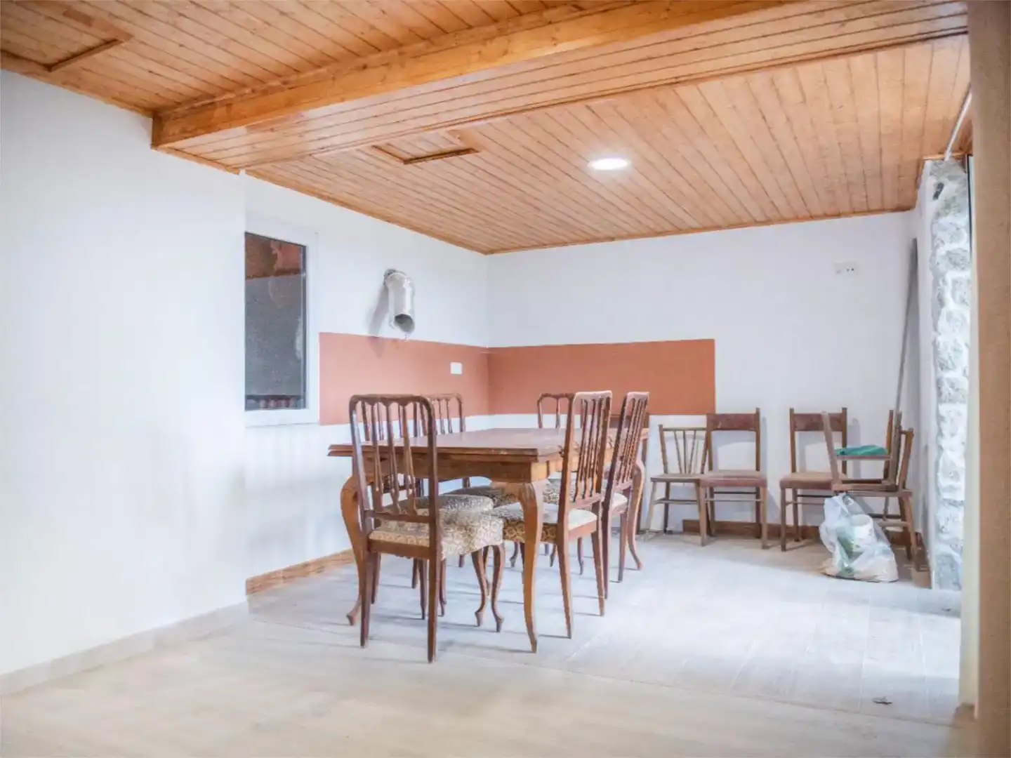 Menjador de Casa o xalet en venda en Taboada amb Jardí privat, Parquet i Traster