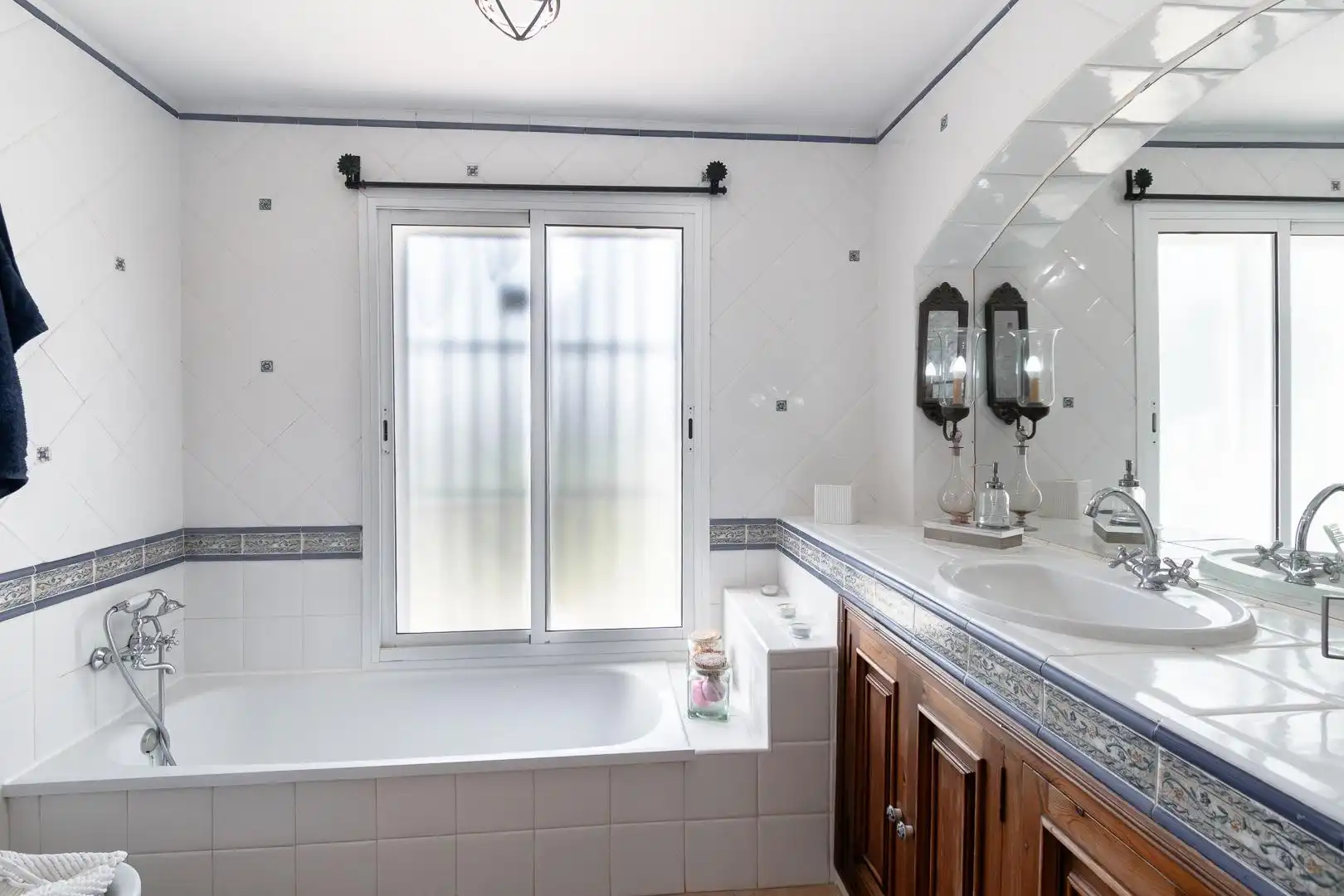 Villa con piscina in vendita a El Retiro - Parque Atlántico - Ronda este, imagen 16