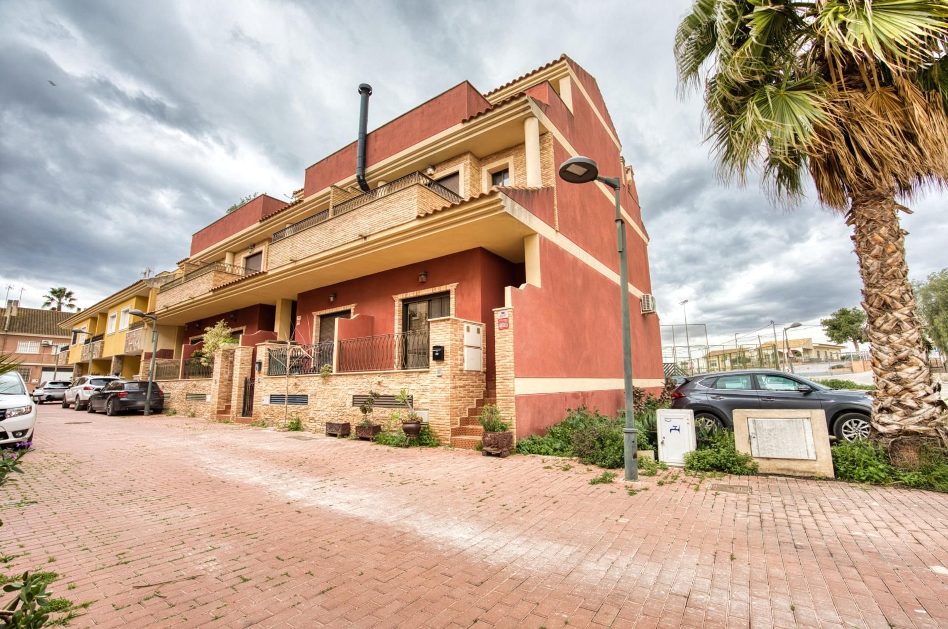 Vista exterior de Dúplex en venta en Beniel