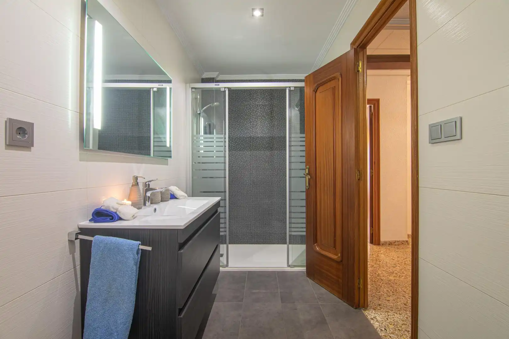 Baño de Piso en venta en Elche / Elx