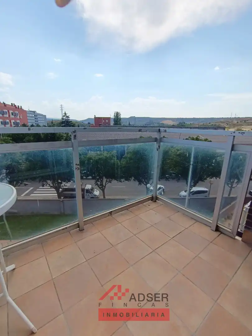 Balcony of Flat for rent in  Logroño  with Heating, Private garden and Parquet flooring
