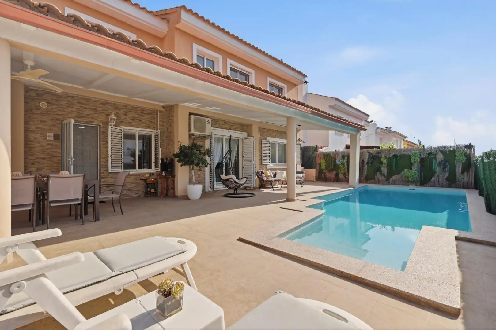 Swimming pool of Detached homes for sale in Torrent  with Air Conditioner, Heating and Private garden