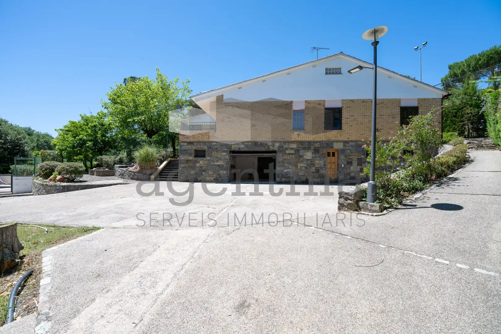 Exterior view of Houses for sale in Quart  with Air Conditioner, Heating and Terrace