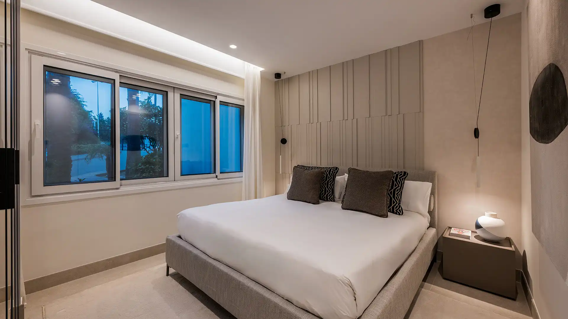 Habitación de Planta baja en venta en Estepona con Aire acondicionado, Terraza y Trastero