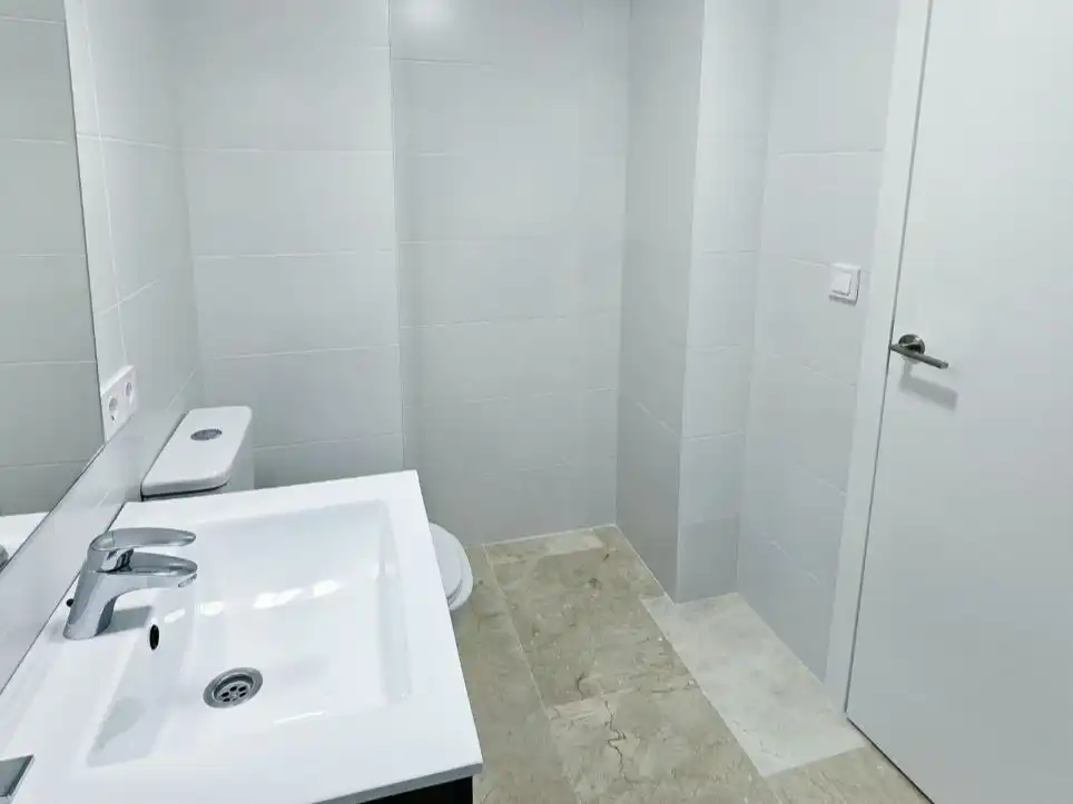 Bathroom of Flat for sale in Orihuela Costa