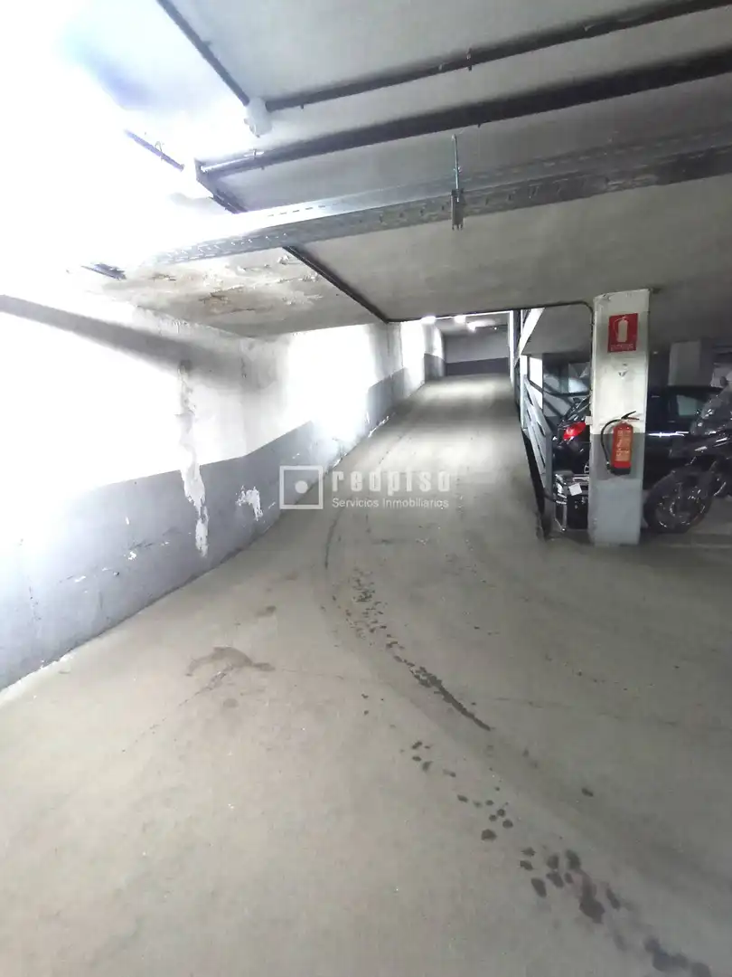 Aparcament de Garatge en venda en Madrid
