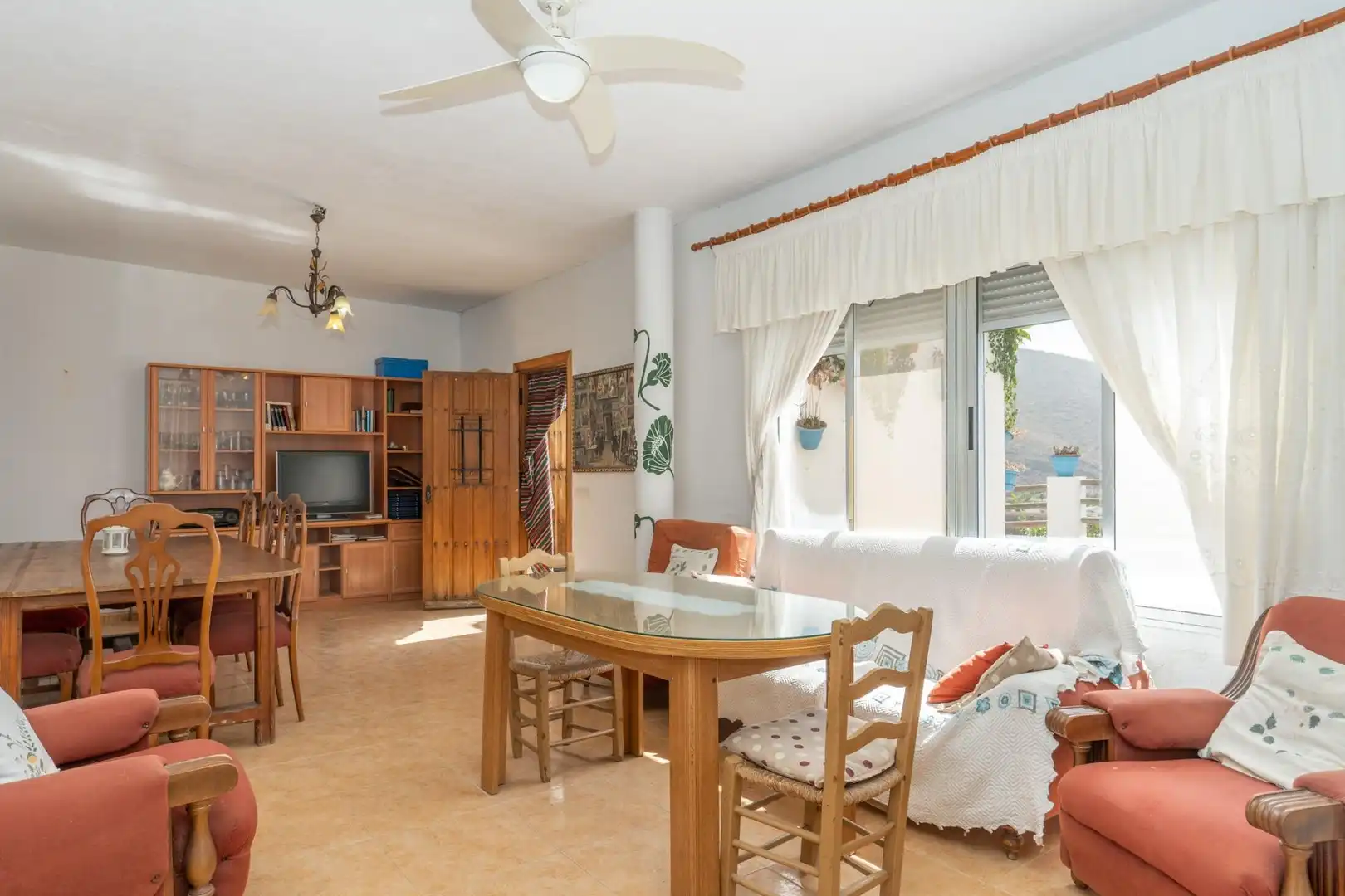 Sala de estar de Casa o chalet en venta en Molvízar con Terraza y Piscina
