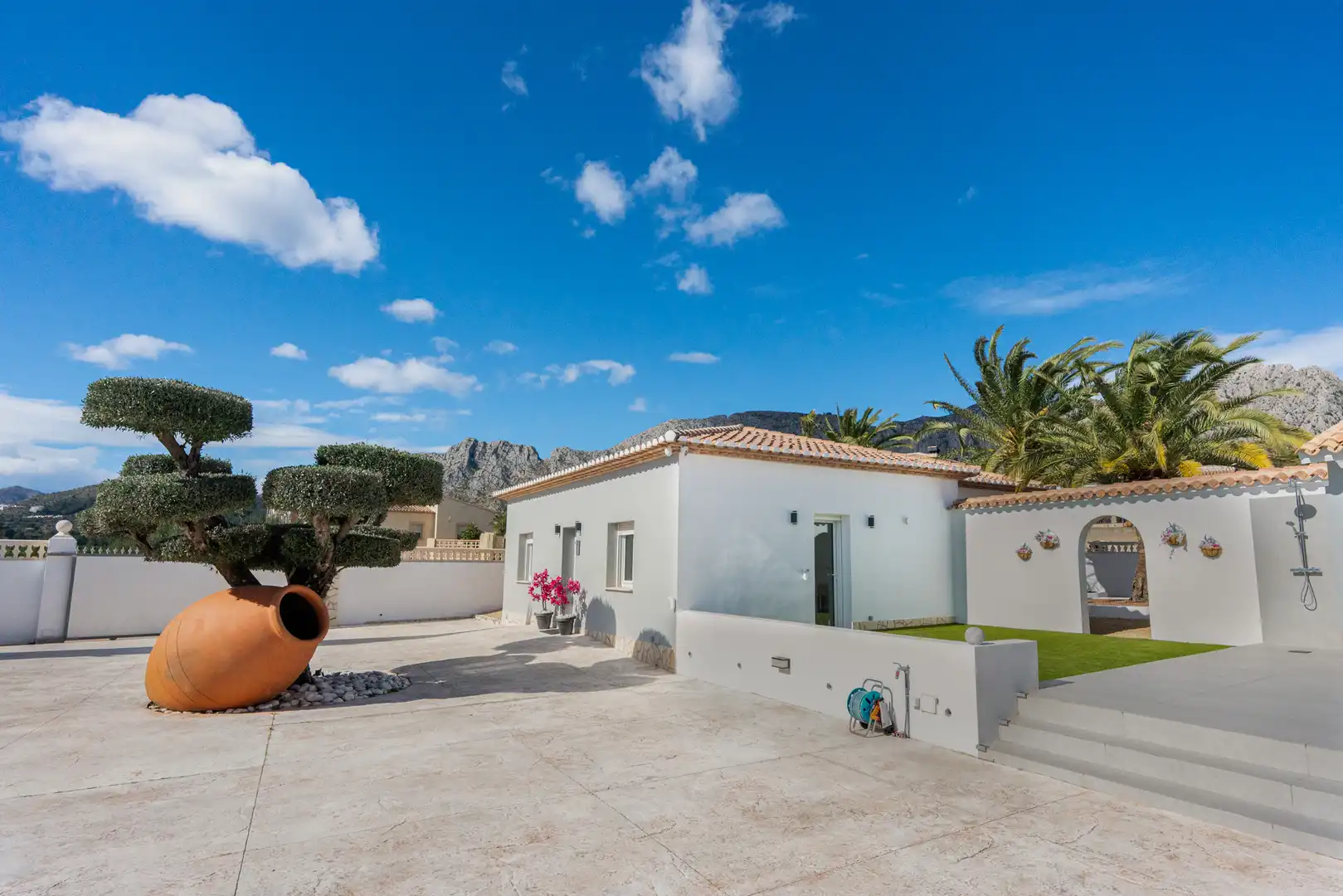 Exterior view of Houses for sale in Dénia  with Air Conditioner, Heating and Terrace