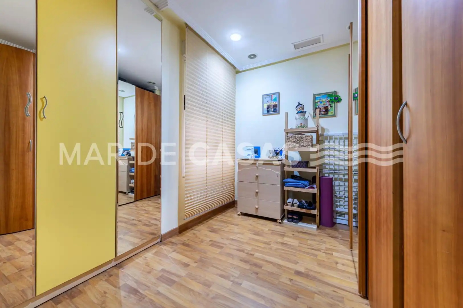 Casa adosada en venta en Elche / Elx con Aire acondicionado, Terraza y Trastero