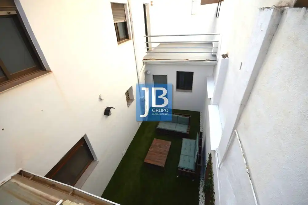Jardí de Casa adosada en venda en L'Alcúdia de Crespins amb Terrassa, Moblat i Forn