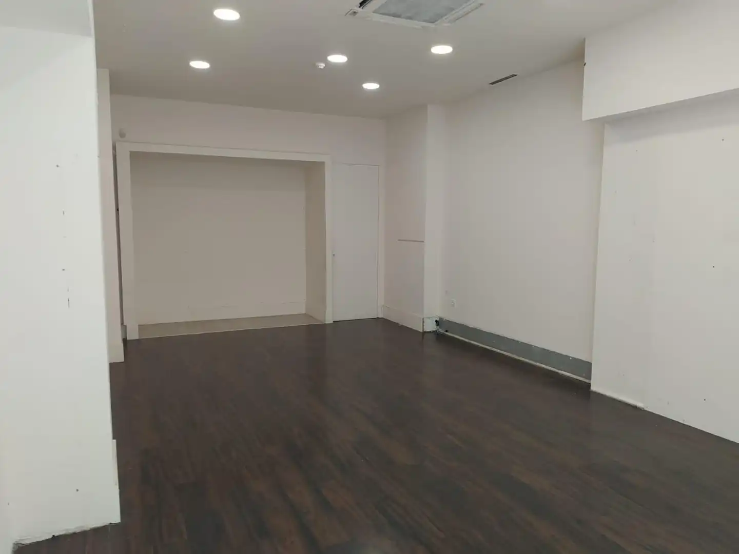 Local comercial de lloguer a Calle CASTILLO DE MAYA, imagen 3