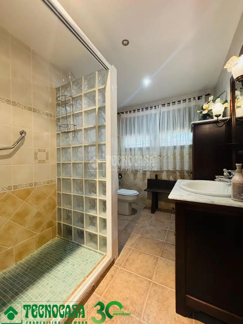 Baño de Casa o chalet en venta en Guadamur con Calefacción, Terraza y Balcón