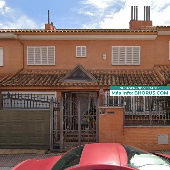 Vista exterior de Casa o xalet en venda en Humanes de Madrid amb Jardí privat i Piscina