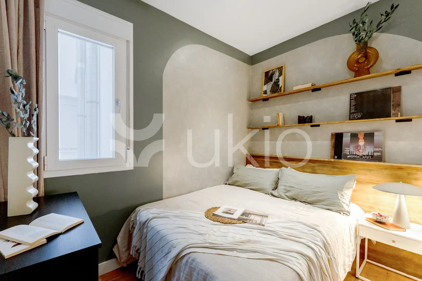 Habitación de Apartamento de alquiler en Madrid con Aire acondicionado, Calefacción y Amueblado