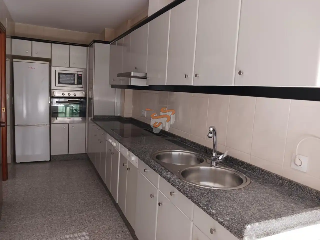 Kitchen of Apartments for rent in Ferrol  with Heating and Furnished