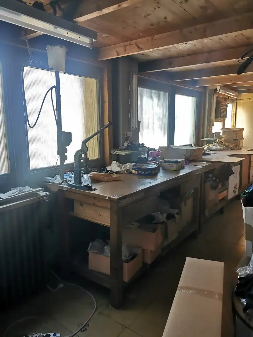 Geschaftsraum zur Miete in Manresa mit Alarm