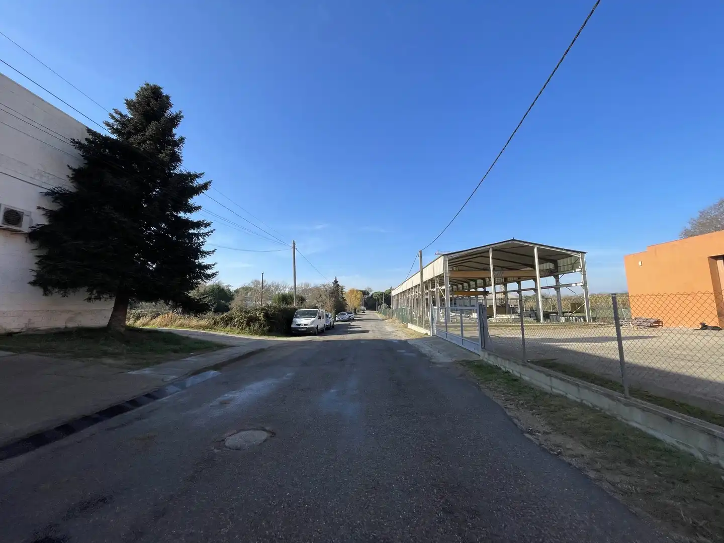 Vista exterior de Terreno industrial en venta en Llambilles