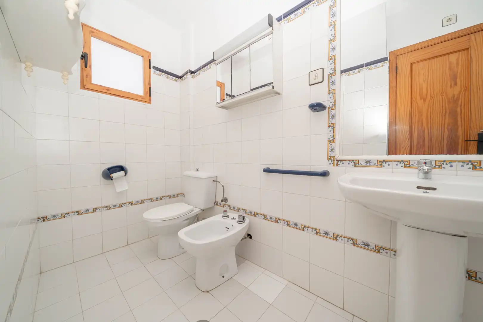 Badezimmer von Wohnungen zur Miete in San Javier mit Schwimmbad, Möbliert und Ofen