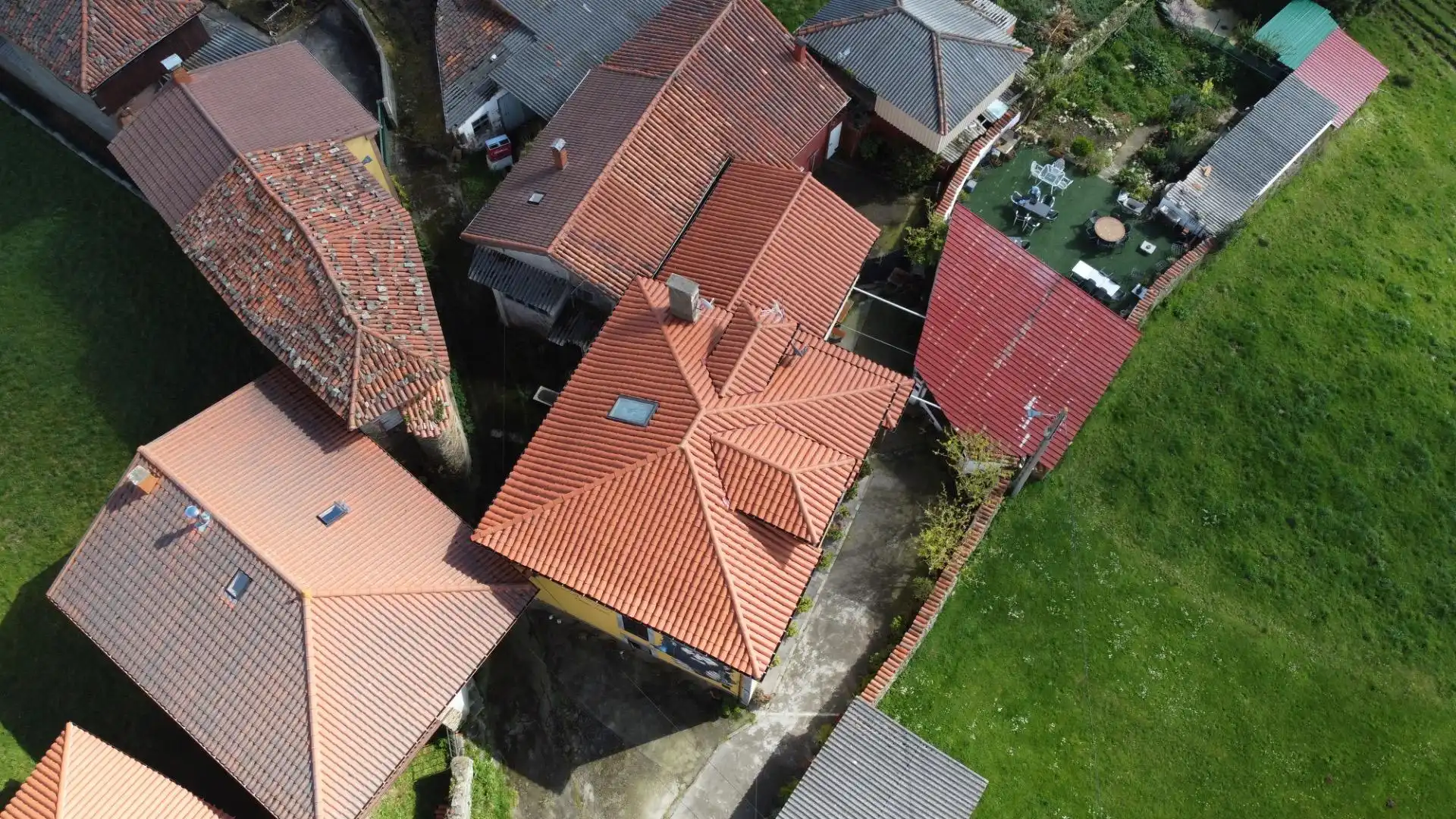 Vista exterior de Casa o chalet en venta en Cudillero con Calefacción, Jardín privado y Terraza