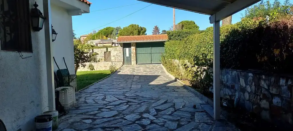 Exterior view of Houses for sale in Villaviciosa de Odón  with Heating, Private garden and Terrace