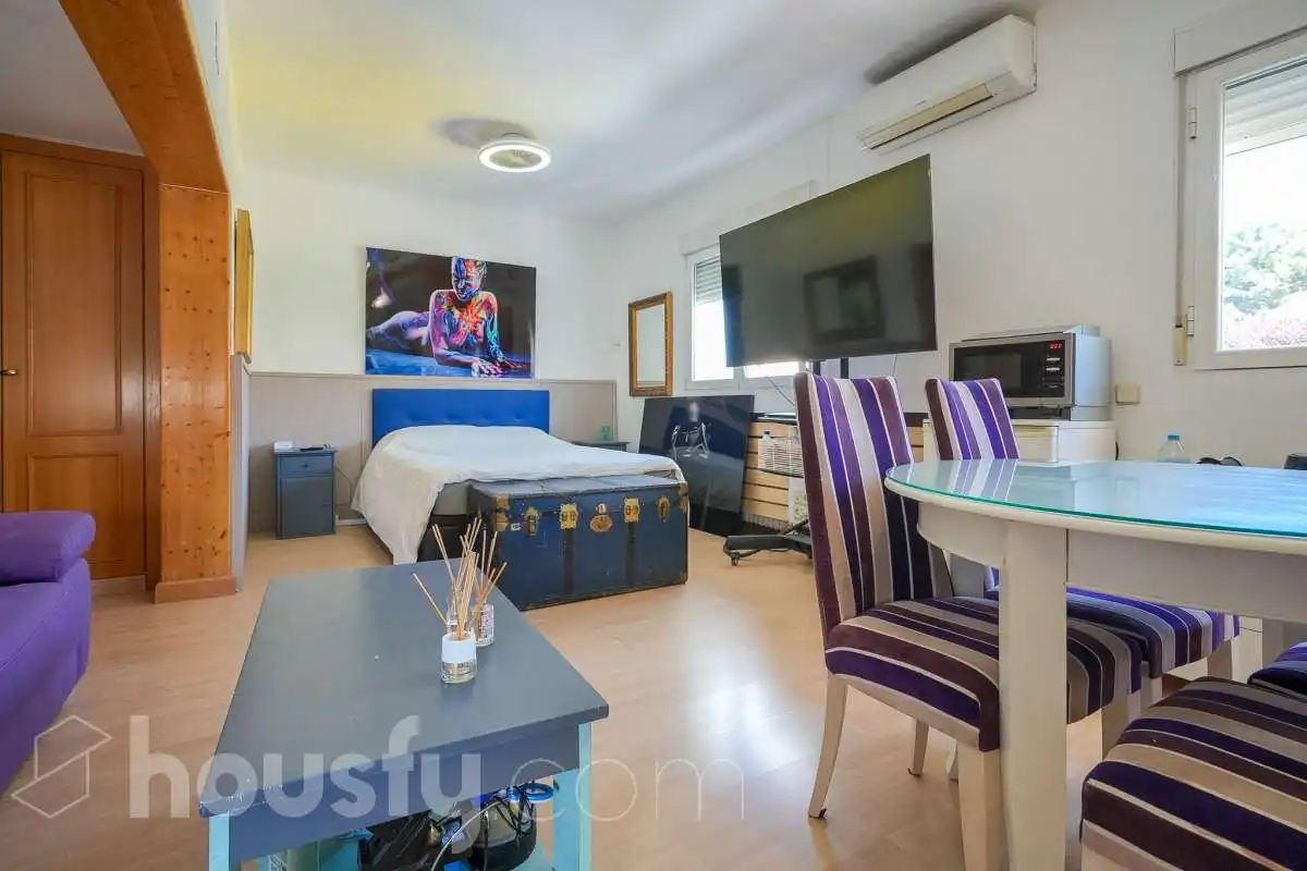 Dormitori de Casa o xalet en venda en Pozuelo de Alarcón amb Aire condicionat, Calefacció i Jardí privat