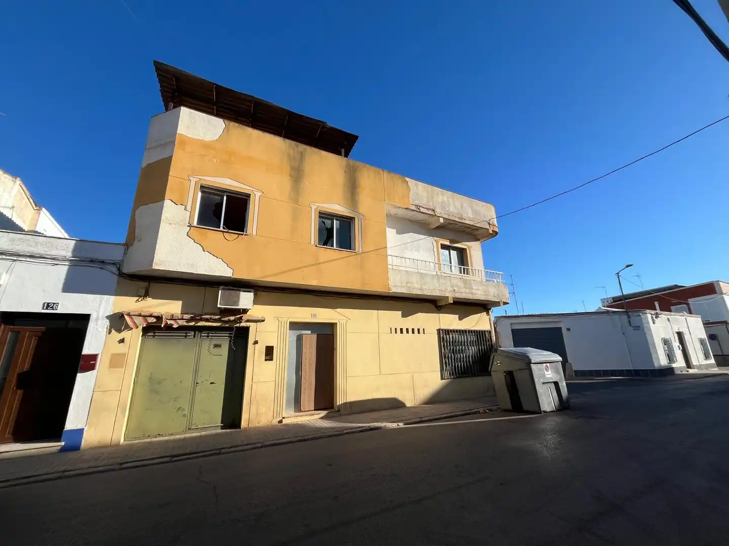 Adossat amb terrassa en venda a Calle Nueva 124