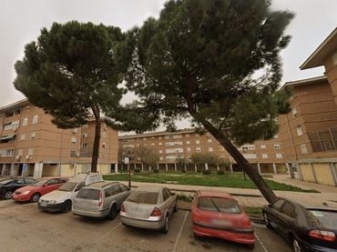 Piso en venta en Reyes Católicos