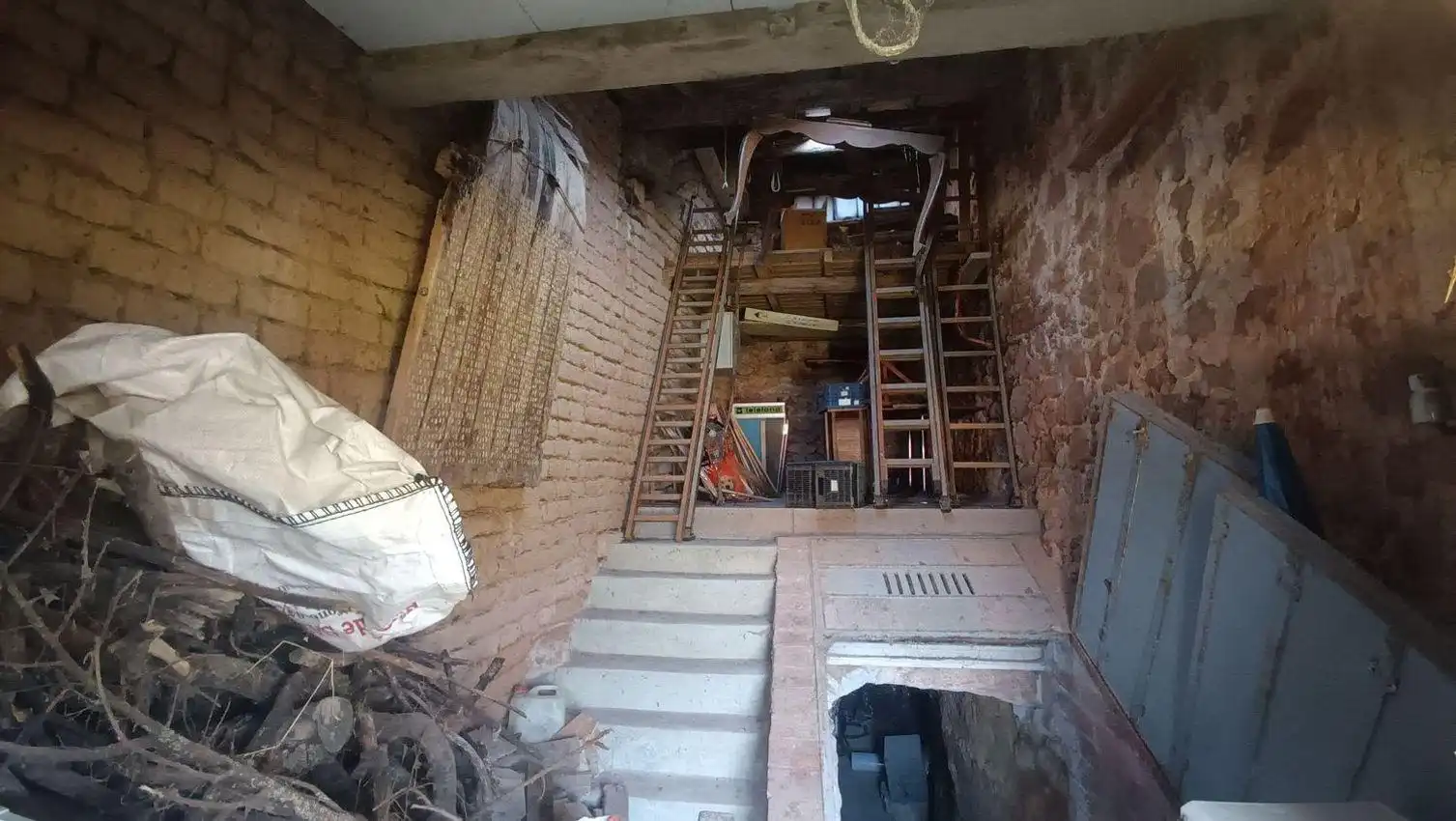 Finca rústica en venda en Oña amb Calefacció, Jardí privat i Moblat