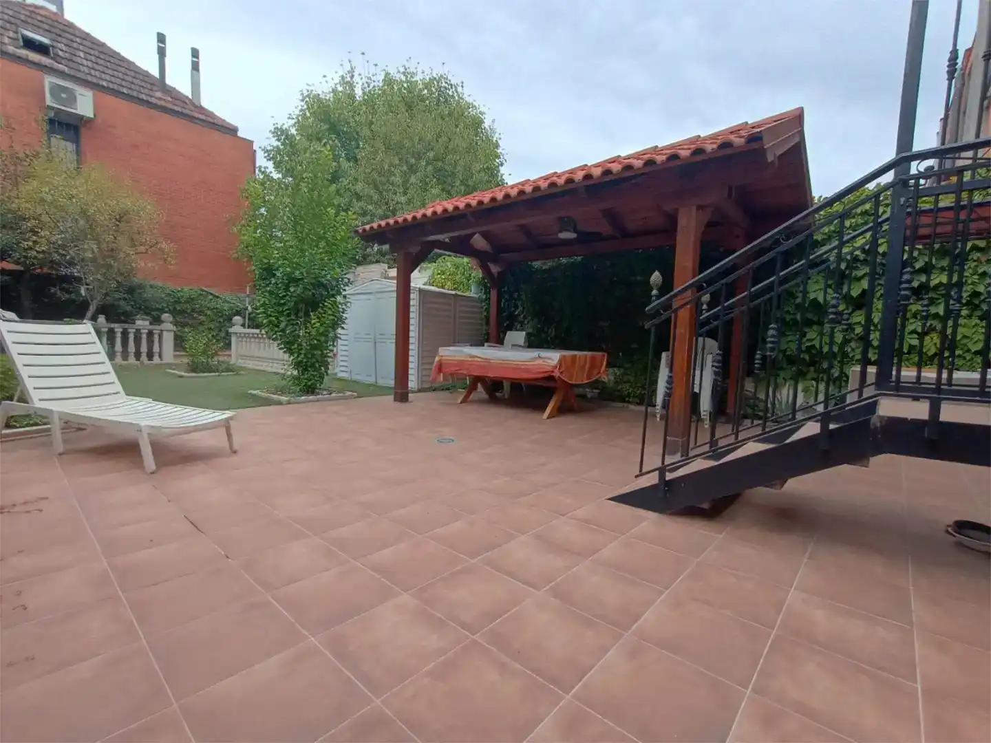 Terrassa de Pis en venda en Getafe amb Aire condicionat, Jardí privat i Moblat