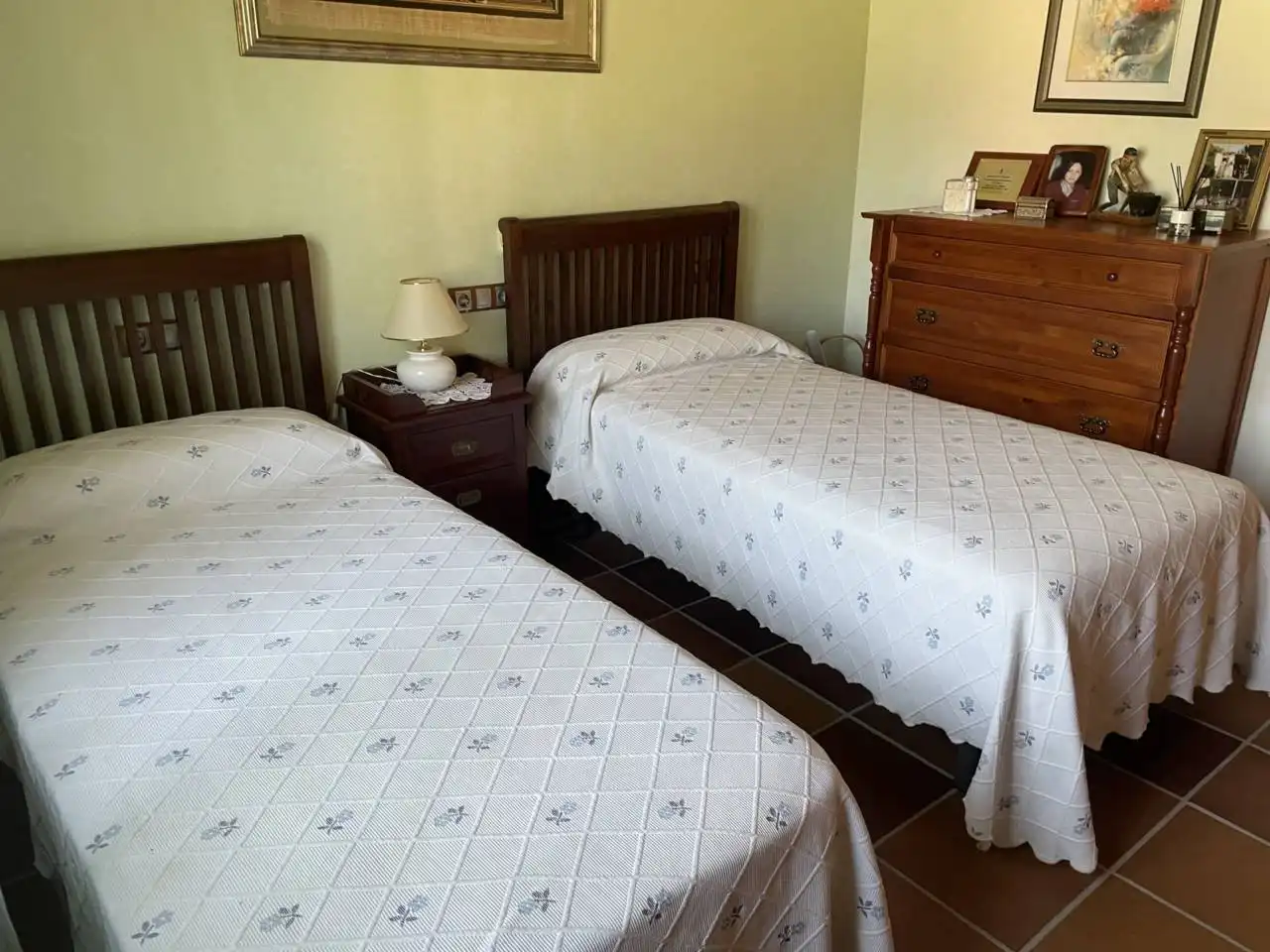 Habitación de Casa o chalet en venta en Móra d'Ebre con Aire acondicionado, Calefacción y Jardín privado
