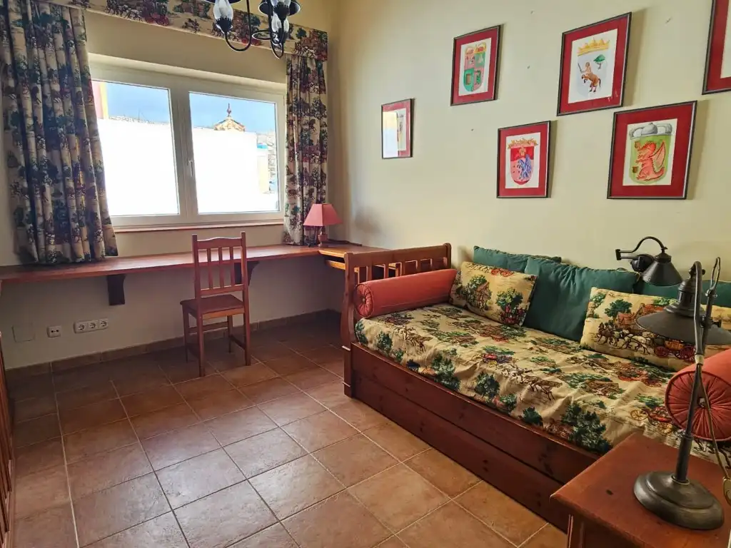 Dormitori de Casa o xalet en venda en Torrox amb Aire condicionat, Jardí privat i Terrassa