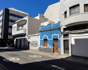 Vista exterior de Casa adosada en venda en Las Palmas de Gran Canaria amb Terrassa