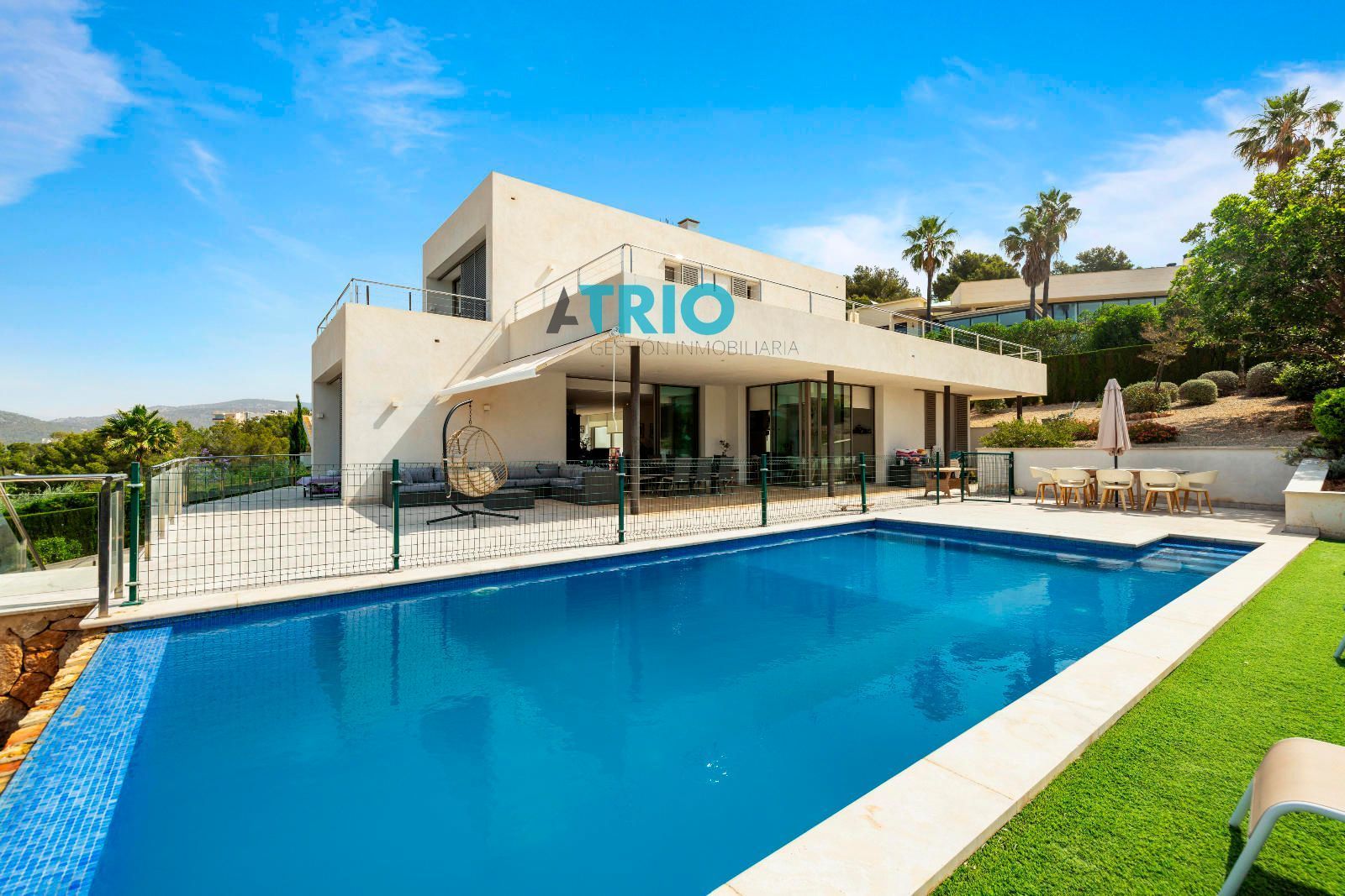 Vista exterior de Casa o xalet en venda en Calvià amb Aire condicionat, Calefacció i Terrassa