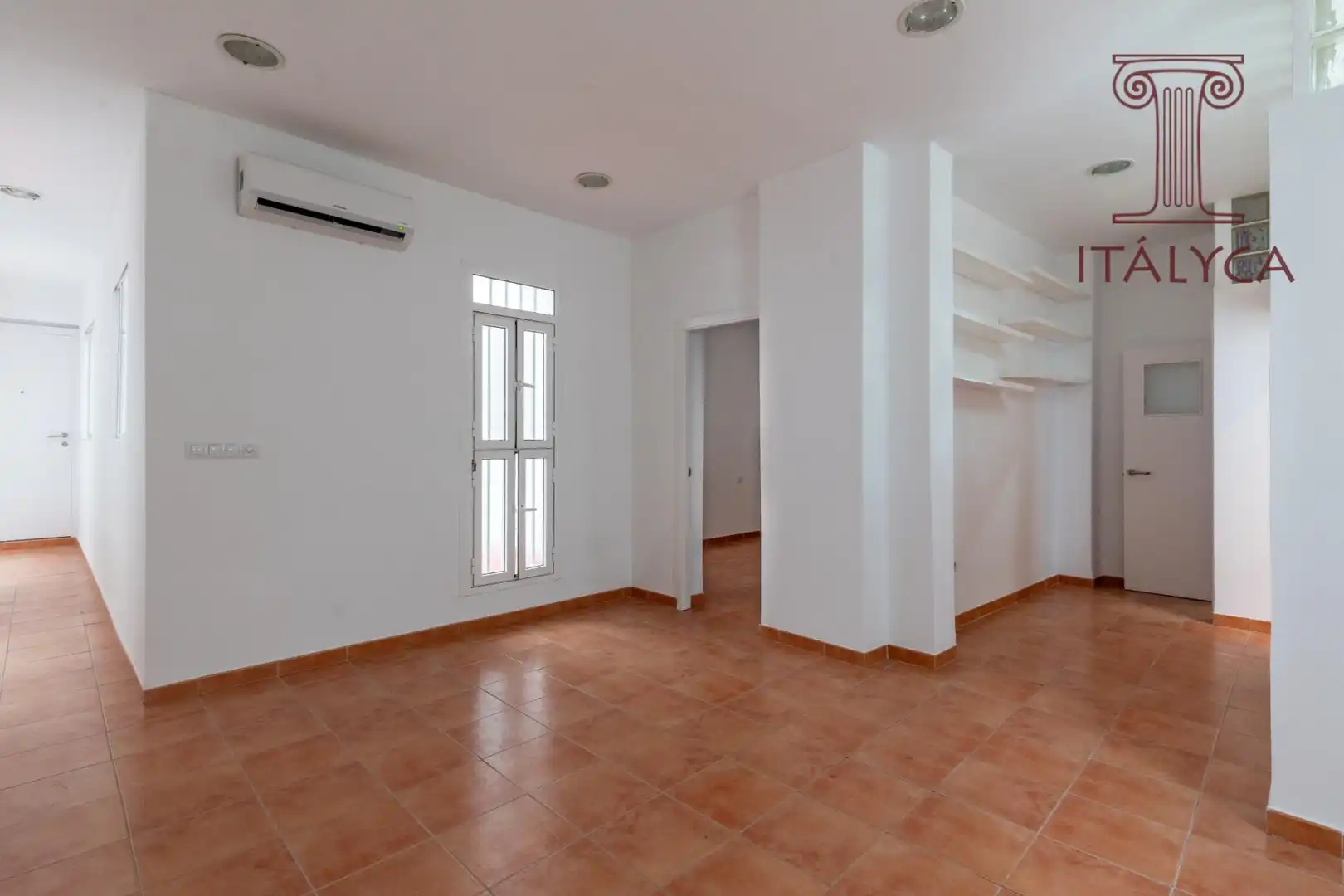 Wohnung zum Verkauf in Sevilla mit Klimaanlage und Heizung