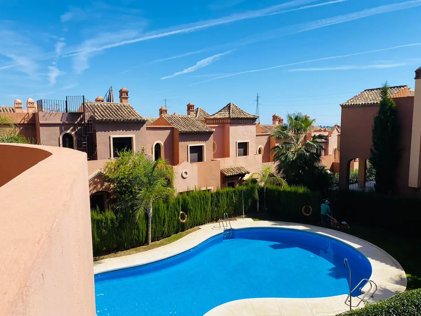 Jardí de Casa adosada de lloguer en Estepona amb Aire condicionat, Terrassa i Moblat
