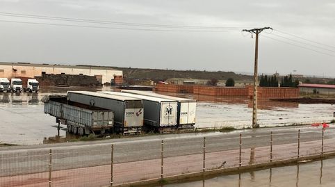 Foto 3 von Fabrikhallen zum Verkauf in Alcolea de Cinca, Huesca