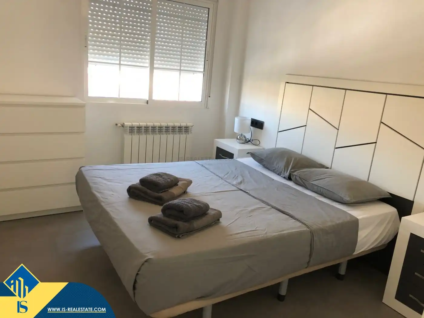Schlafzimmer von Haus oder Chalet zur Miete in Torrevieja mit Klimaanlage, Terrasse und Schwimmbad