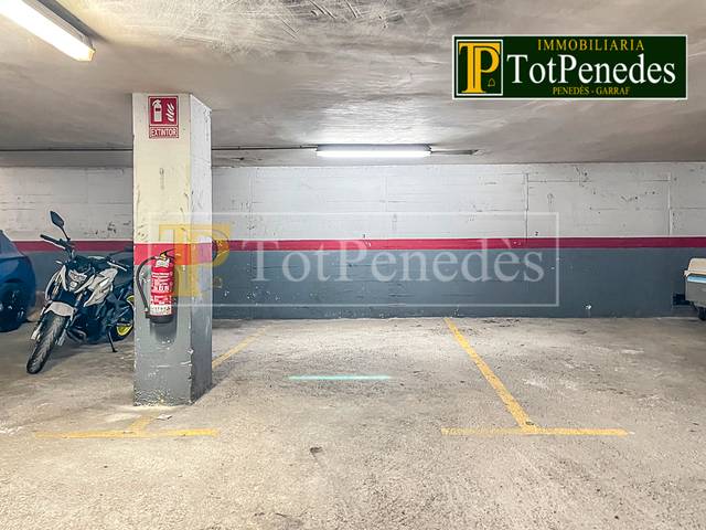 Garaje en Venta en Passeig de Rafael Soler en Poble Nou